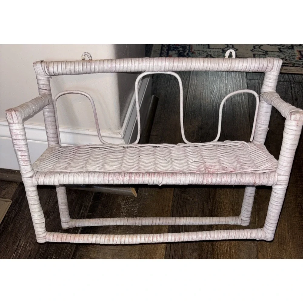 Vintage White Wicker Bench Wall Shelf Boho Cottage Coastal Bathroom Decor